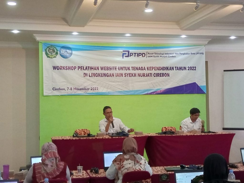 Pelatihan Website untuk Tenaga Kependidikan