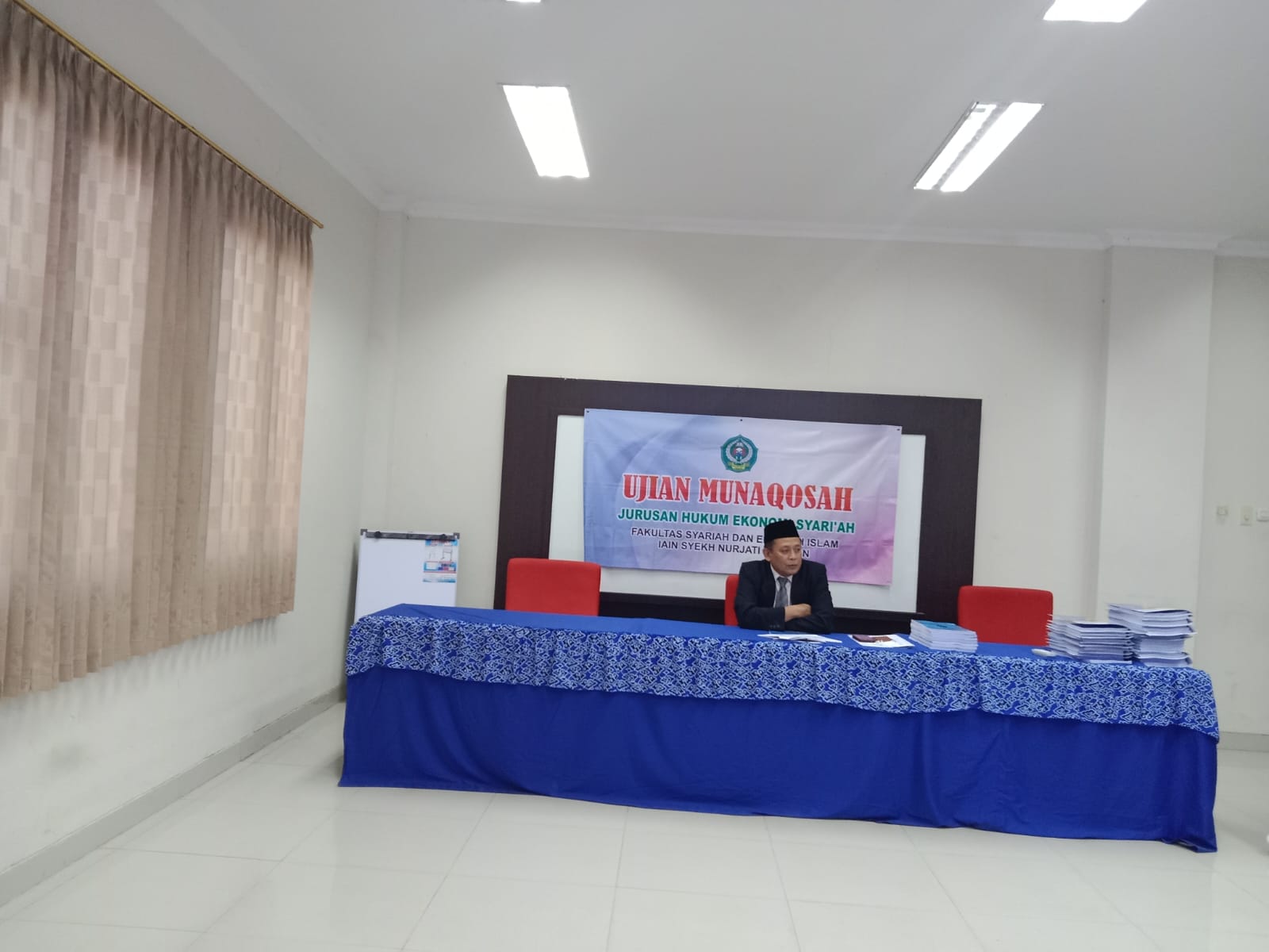 Jurusan Hukum Ekonomi Syariah/Mu'amalah Melaksanakan Munaqosah Gelombang XI Tahun Akademik 2021-2022 Genap