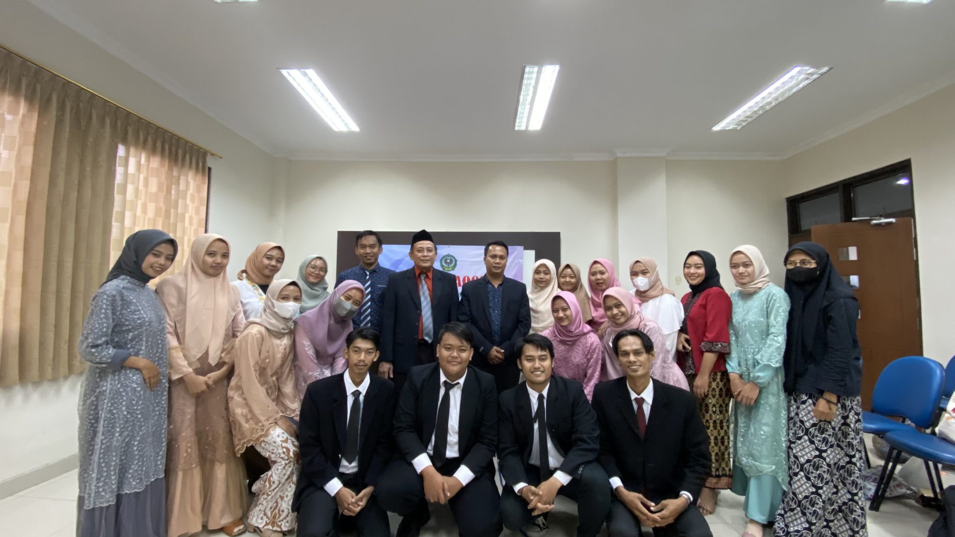 Jurusan Hukum Ekonomi Syariah/Mu'amalah Melaksanakan Munaqosah Gelombang XII Tahun Akademik 2021-2022 Genap
