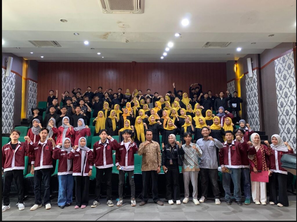 Orientasi Mahasiswa Baru (OSMARU) & Karya Tulis Ilmiah (KTI): Dari Orientasi Menuju Aksi: Membentuk Generasi Intelektual yang Berdaya dan Bermakna.